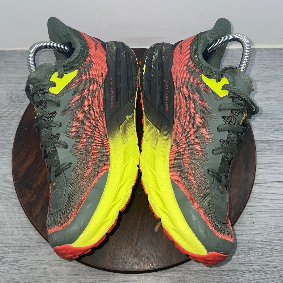 Hoka Speedgoat 5 Men display picture 1