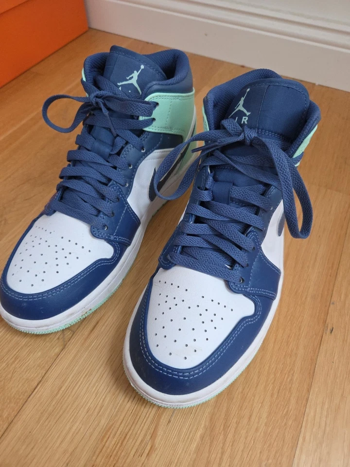 NIKE AIR JORDAN 1 MID EUR45 MYSTIC NAVY/MINT FOAM-WHITE - Bild 2 von 4