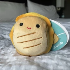 Squishmallow BNWT - Lil Gouda Plush Clip 3” - Grilled Cheese Sandwich HTF