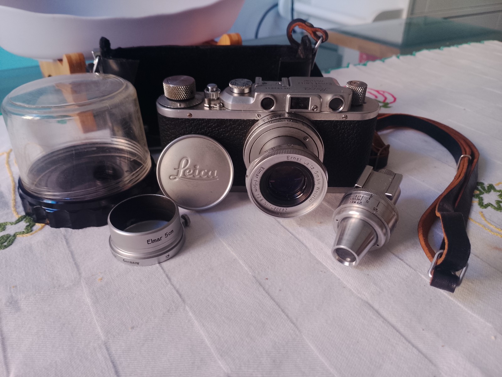 Fotocamera Leica I con Obiettivo Elmar 5 Cm F 2.8 Mirino originale Leica