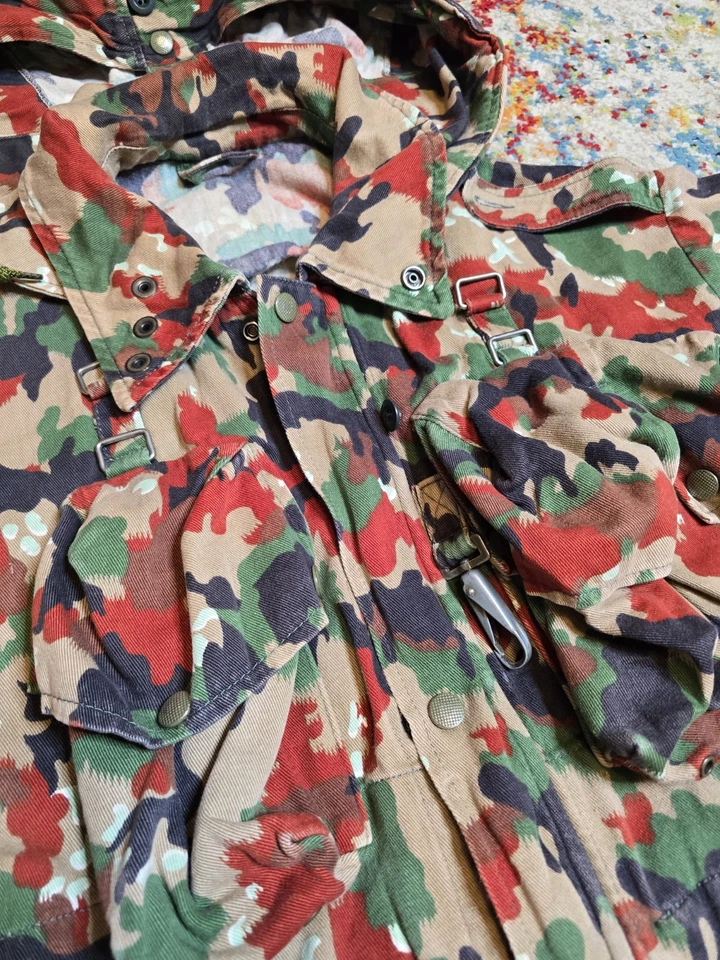 Vintage 70's Swiss M70 TAZ 83 Alpenflage Camo Coat Jacket Switzerland Army Sz XL - Image 4 of 4