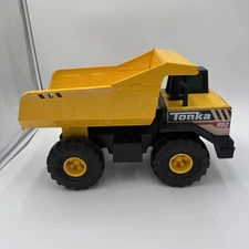 Tonka Steel Classics Mighty Dump Truck 952 - 06025 - Great Condition
