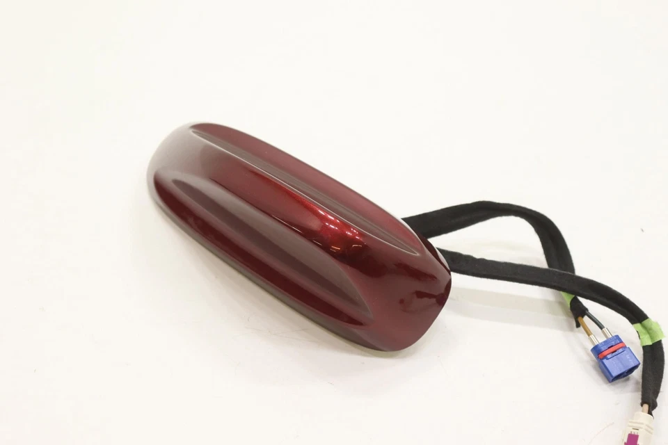 Antena de aleta de tiburón techo trasero Chrysler Pacifica 2018-2022 OEM 6DE46AXRAA ROJO_PRV Foto 4 de 4