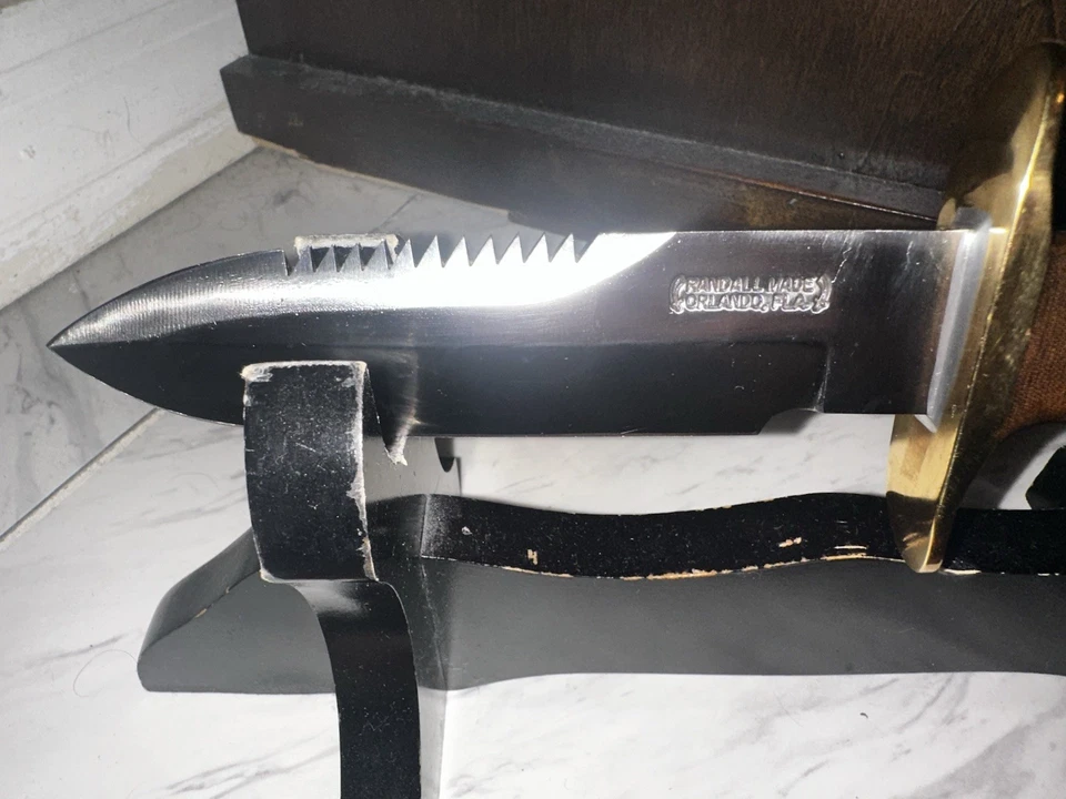 Cuchillos Hechos Randall Modelo 15 Cuchillo de Aviador con Funda de Cuero Foto 2 de 4