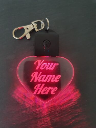Personalised Heart Valentine Engraved Keyring with Led Flashing Light Gift - Afbeelding 1 van 8