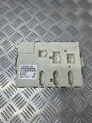 OEM MERCEDES BENZ E KLASSE W238 HINTEN SAM STEUERGERÄT SICHERUNGSKASTEN A2389009600