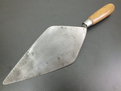 VINTAGE 10" BRICKLAYERS TROWEL - Picture 2 of 7