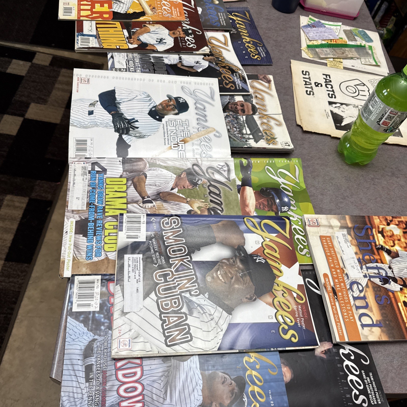 Yankees Magazine lot of 25 from 1998 -2004 York Yankees vintage magazines !