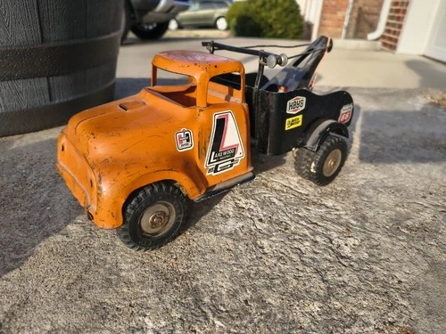 1950s  Tonka Wrecker Tow Truck