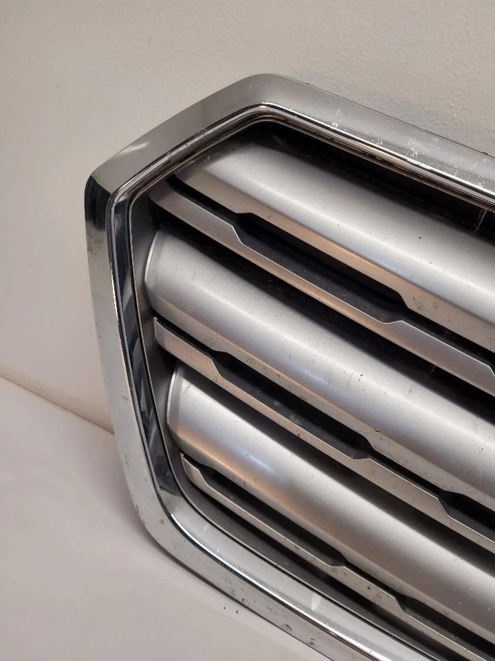 2015 - 2017 SUBARU LEGACY Grille Wagon Outback Light Gray Horizontal Bars Foto 4 de 4