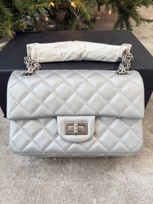 2021A CHANEL CLASSIC MINI REISSUE 2.55 METALLIC SILVER GOATSKIN