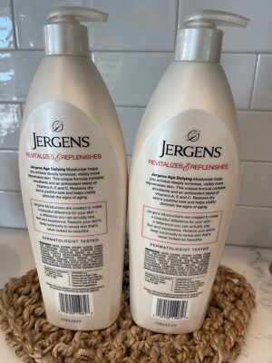 DELAGEDIVA AGE- Lotion 二本セット 2 x Jergens Age Defying Multi Vitamin Moisturizer Lotion 16.8 oz