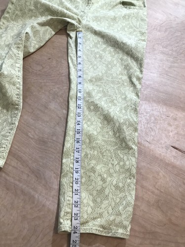 Chicos Size 0.5 Skimmer Yellow Lace Floral Print Pants Womens - Picture 4 of 11