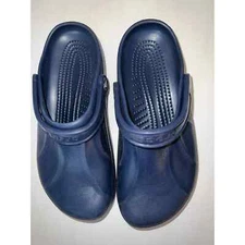 Classic Crocs Clogs Worker Shoe Closed Shoe Women 11 / Men 9. Gently Used.