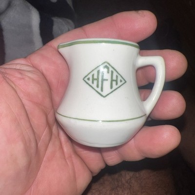 Detroit, Mich. Henry Ford Hospital HFH handled china coffee creamer 
