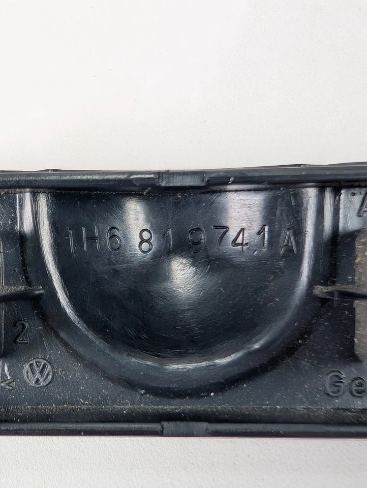 93-02 VW Jetta Golf GTI Cabrio MK3 Small Dash Radio Trim Cap - 1H6 819 741 A - Image 4 of 4