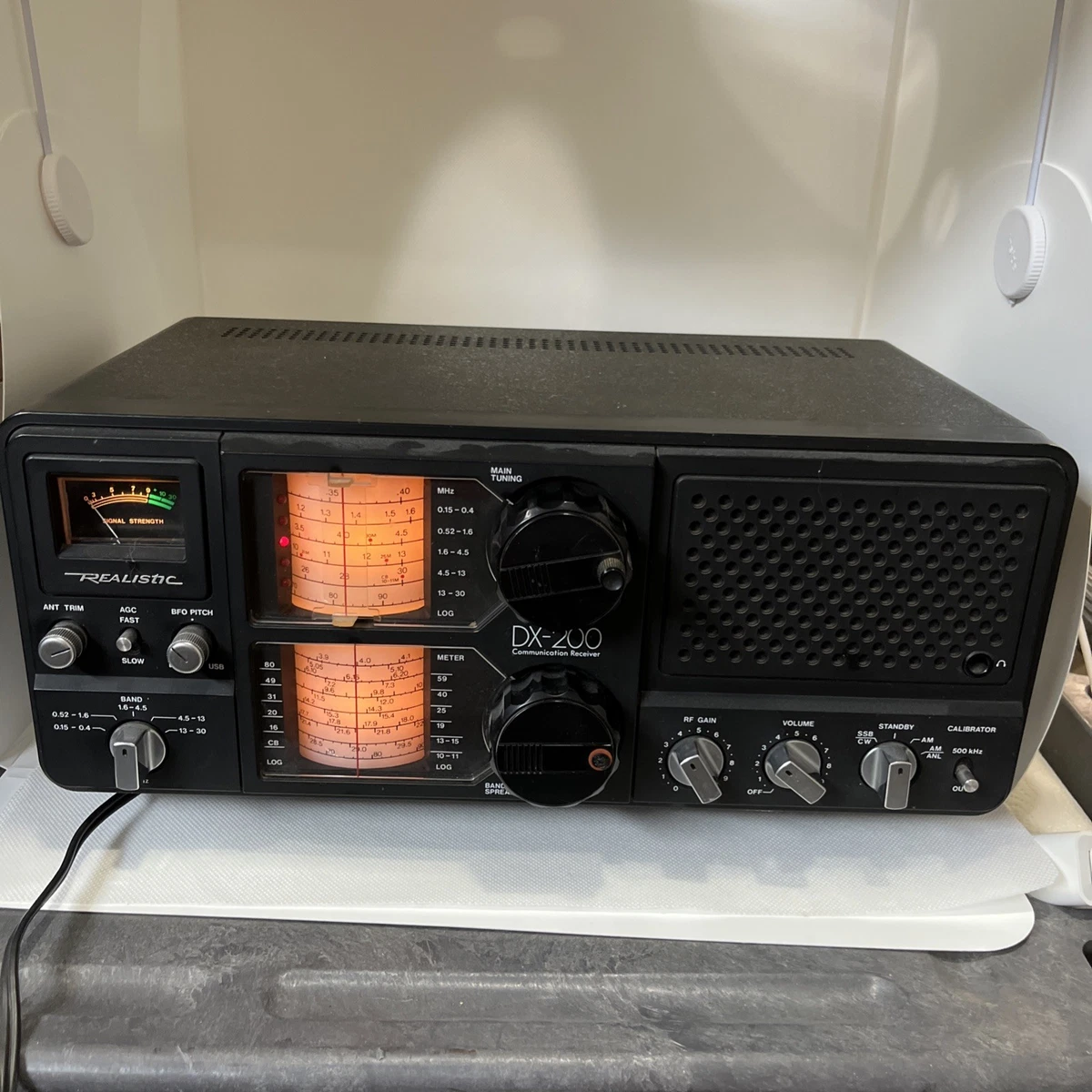 Realistic HF Base Station Ham & Amateur Radio Receivers for sale