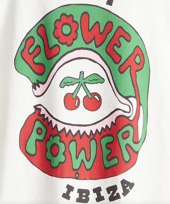 H&M Women s Pacha Flower Power Graphic T-Shirt Oversized XL Off White NWT