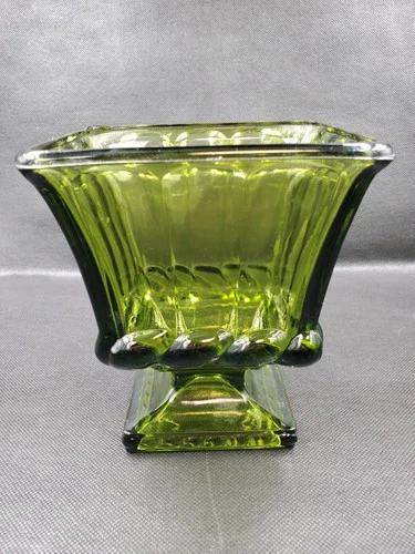 Vintage Indiana Glass Pedestal Vase Avocado Green Rectangular Shape Candy Dish✨️