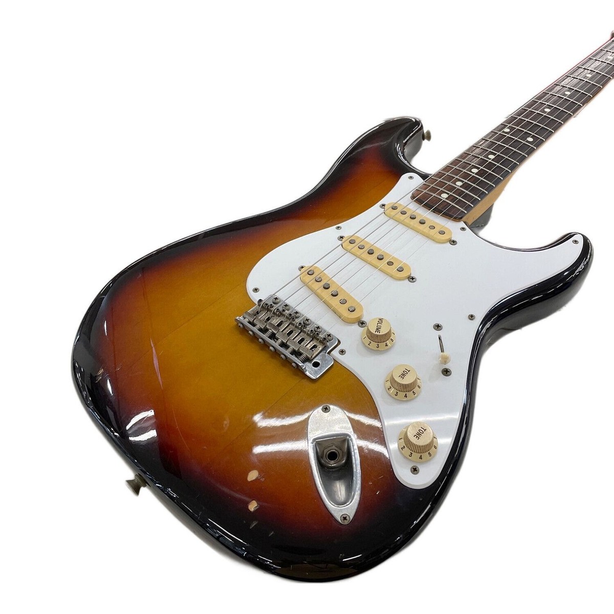 Fender Japan Stratocaster エレキギター st62 s-l1200.jpg