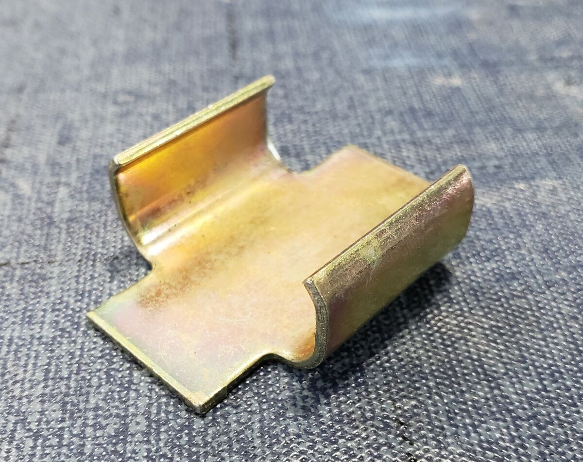 Genuine Polaris 5251273 Flat Track Clip, Lot Of 12 Genuine Polaris 5251273 Flat Track Clip, Lot Of 12