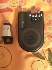 Laptop Cable Lock,New in box; 3-digit dial combination with retractible cable
