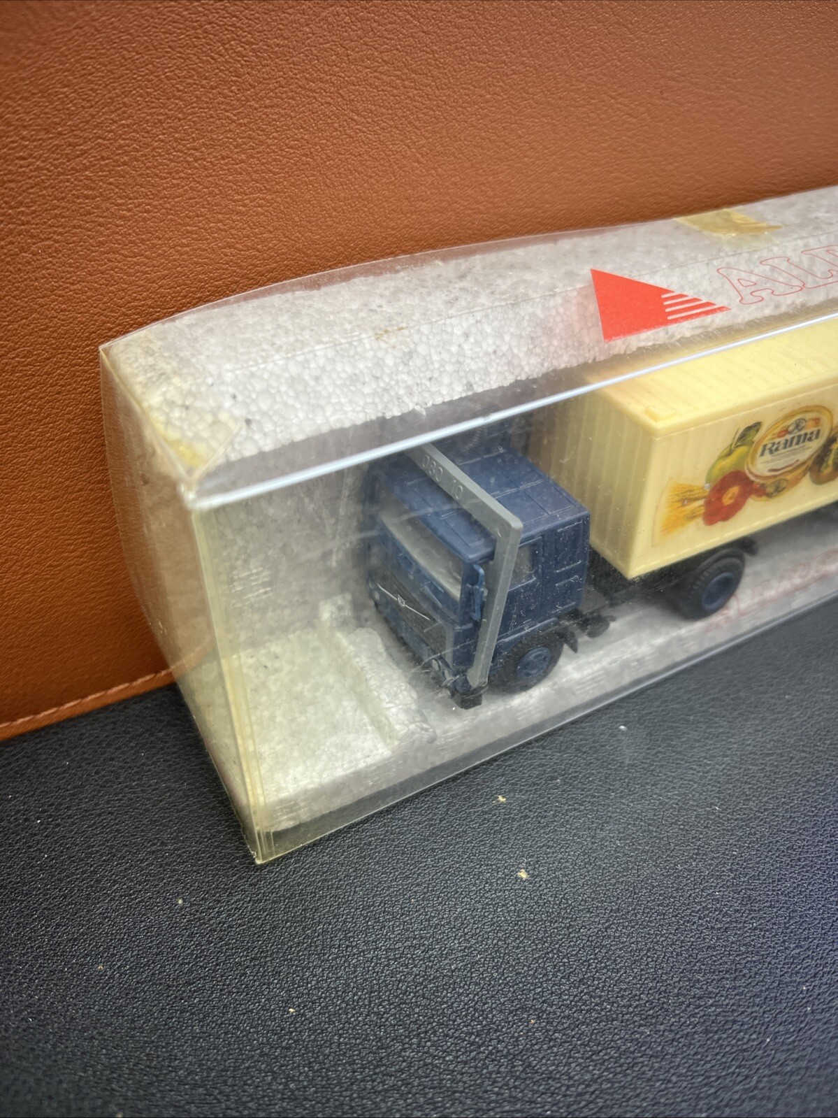 Picture 2 of 16