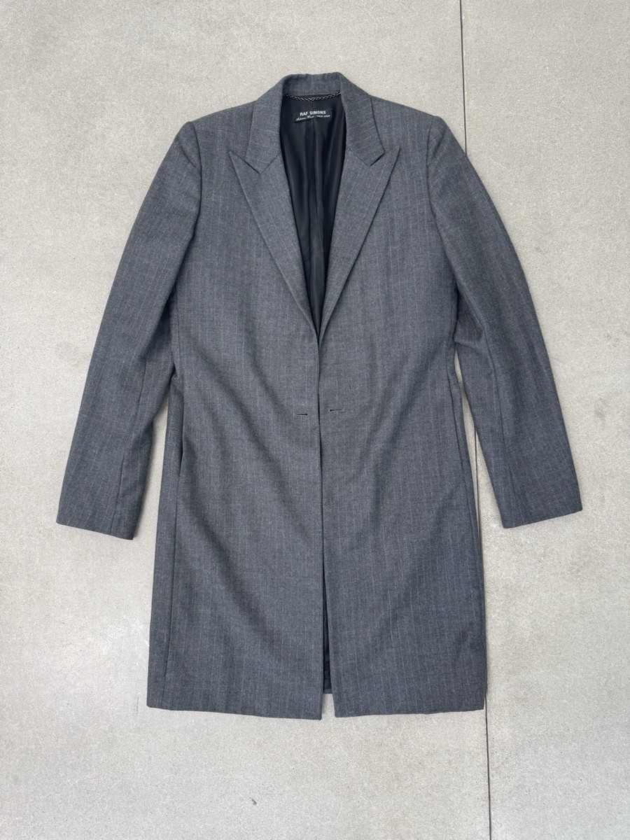 Raf Simons Autumn/Winter 1998-1999 “Radioactivity” Peak Lapel