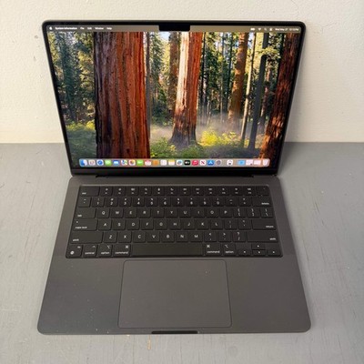 2024 Apple MacBook Pro 14'' M4 10C GPU 4.5GHz 16GB RAM 1TB SSD MW2V3LL/A