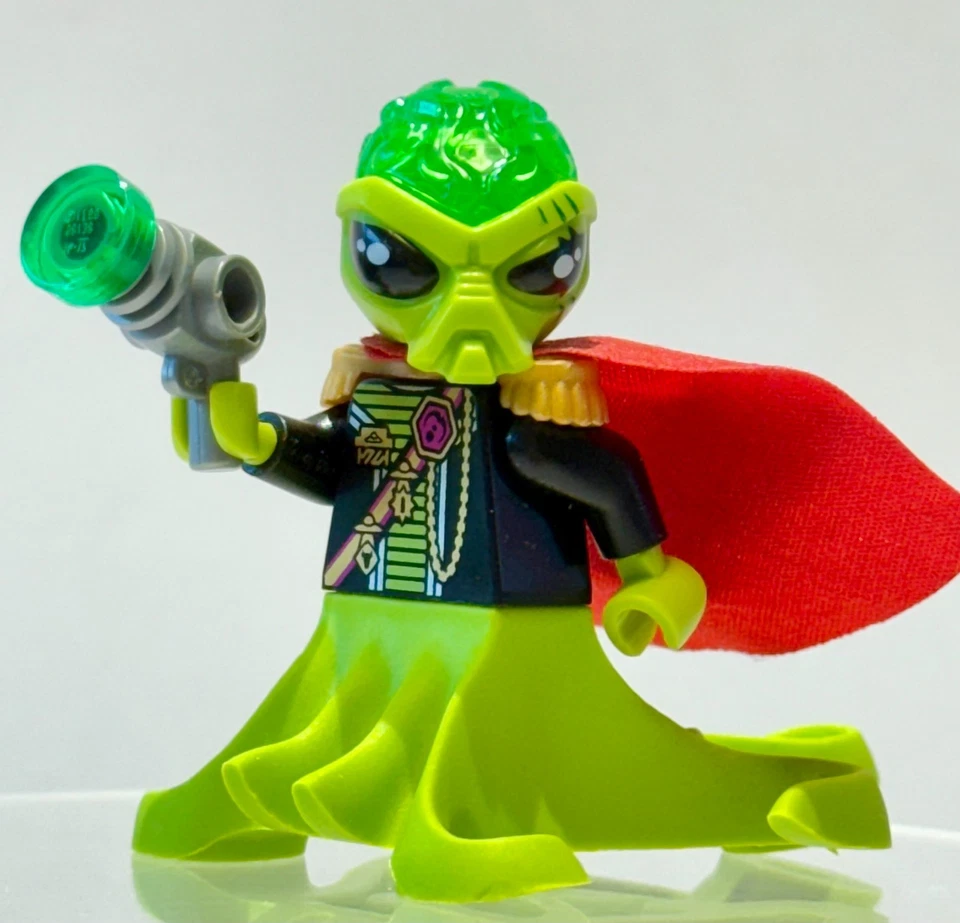 LEGO: Space Alien "Conquest Commander" Minifigure (ac011) Near Mint~ *EXCELLENT* - Image 3 of 4