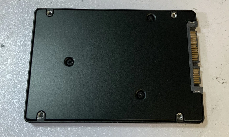 Samsung MZ-7KN256D 256GB 2.5" SATA III Internal SSD Storage, Black "Q7D" - Image 3 of 3