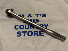 Matco Tools 3/8" Drive Round Head Chrome Handle Ratchet BR11