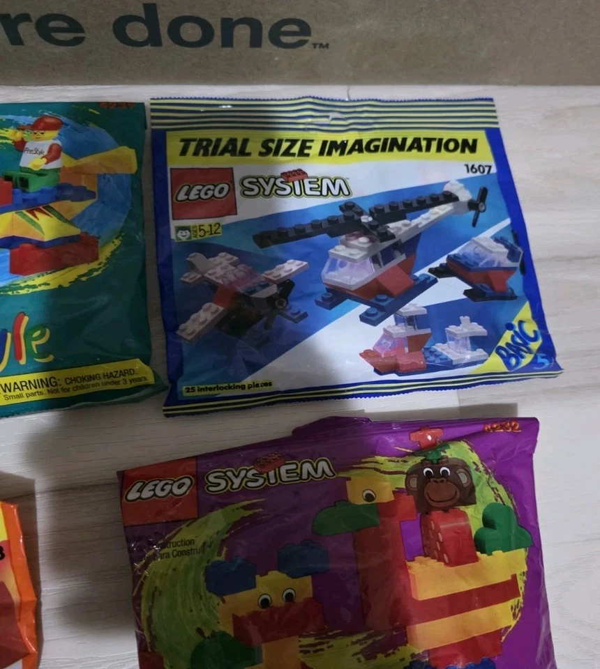 VINTAGE Lego System Polybag Freestyle Lot Of 9 Santa Easter Bunny Trial Size  - Image 4 of 4