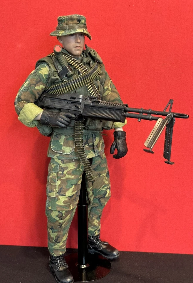 1/6 US ARMY MAC-V SOG VIETNAM WAR SPECIAL FORCES 60 Gunner BANDIT JOES CUSTOM. - Image 3 of 4