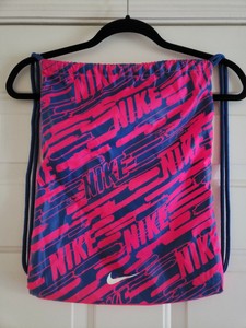 nike drawstring bag pink