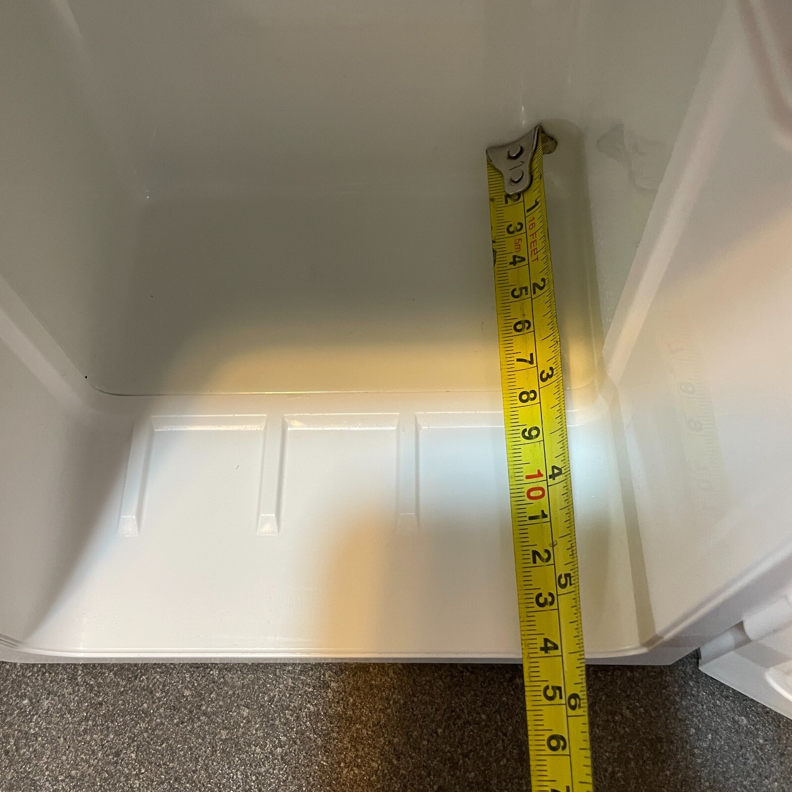 Blaupunkt Mini 4L Fridge Cooler, Ideal Bedroom, Office, Drinks Medicine