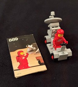 VINTAGE LEGO SPACE SETS LOT #s 886, 889, 6803, 6824 WITH INSTRUCTIONS, MINIFIGS