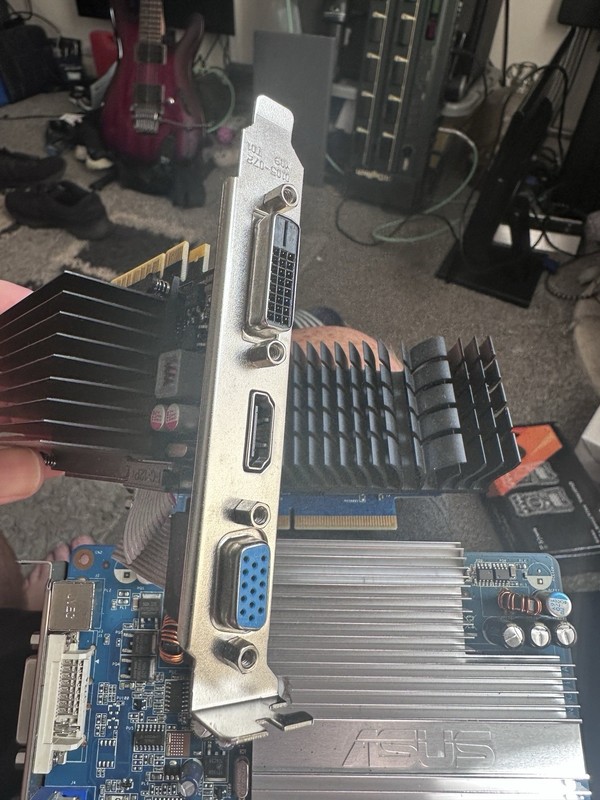 3x Nvidia PCI Express Graphics Cards Job Lot Bundle