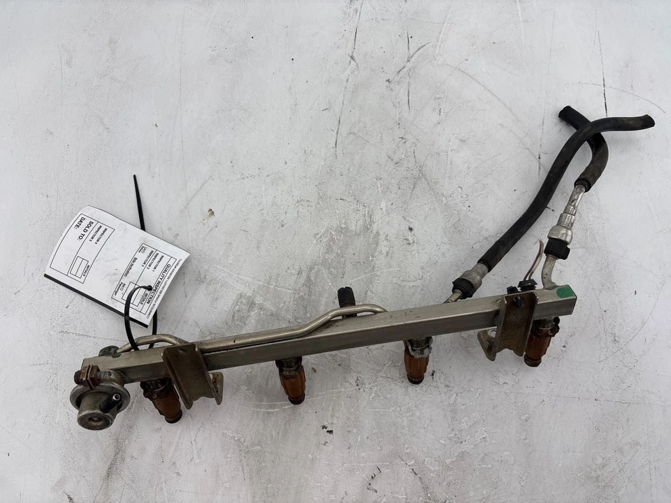 1999-2010 Saab 9-5 Aero Fuel Rail Pressure Regulator - image 4 of 4