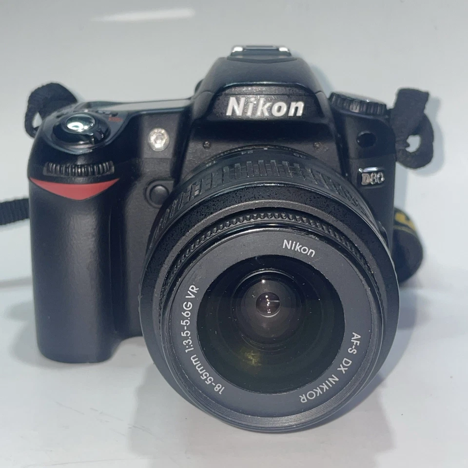 Cámara digital Nikon D80 10,2 Mp SLR DX VR AF-S Nikkor 18-55 mm con carga probada Foto 3 de 4