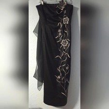 Vintage Flip! Black & White Strapless Gown - Size 13/14