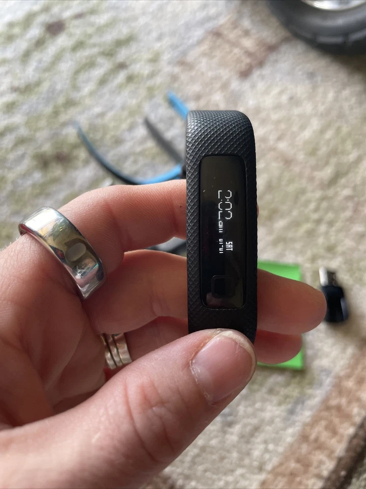 iFit Vue (IFACT2VUE) - Wireless Activity Tracker With Bands - Image 2 of 4