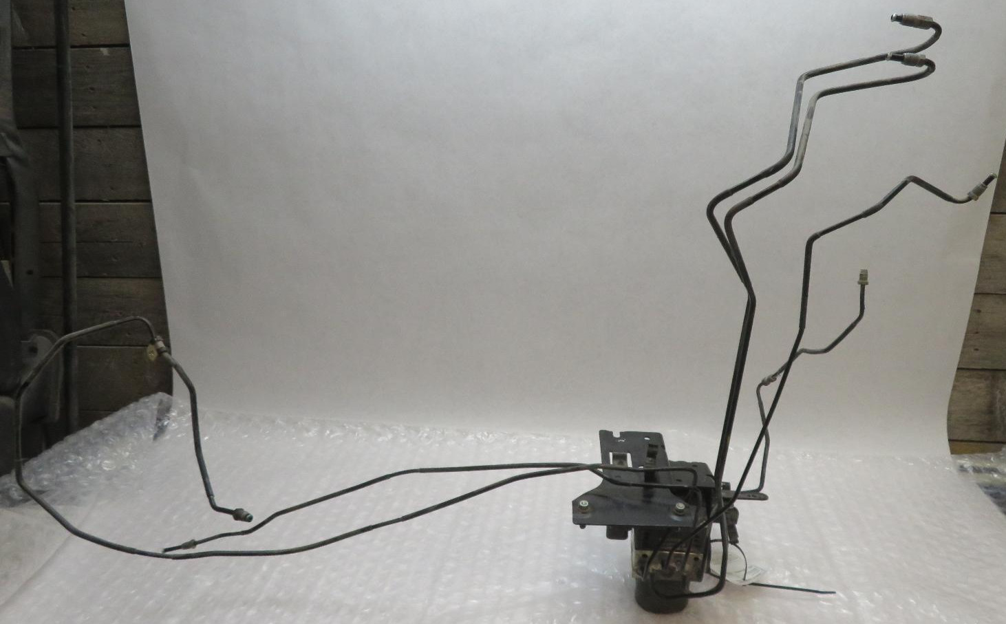 2010 FERRARI CALIFORNIA ABS Anti-Lock Brake Part pump assembly lines OEM 227879