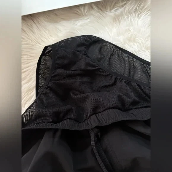 Burberry Men's Black Swim Shorts - Image 4 of 4