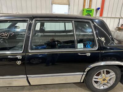 89-90 CADILLAC DEVILLE DRIVER 4 DOOR LEFT REAR SIDE DOOR ASSY