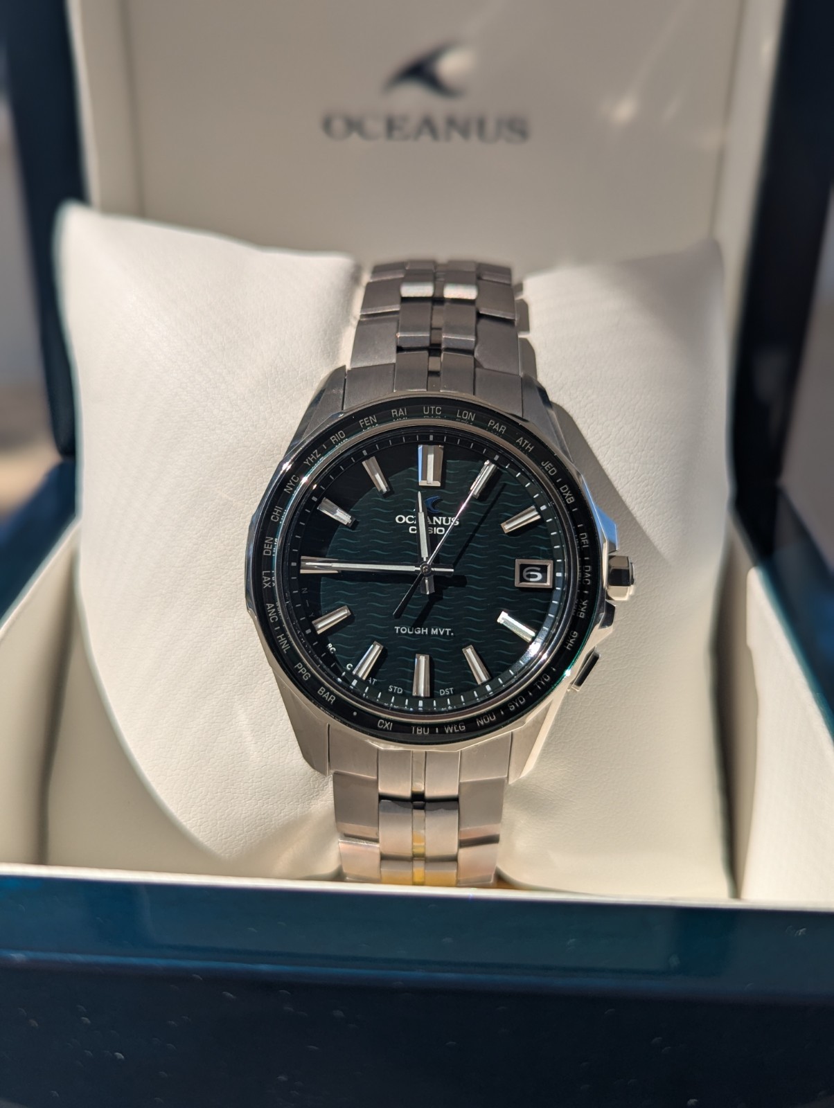 Casio Oceanus Manta OCW-S400RA-3A Green Tone Bluetooth Solar Radio Men Watch