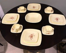 Vtg Harmony House Melmac Talk of the Town Dishware Sears Daisy Cream 17 Pieces