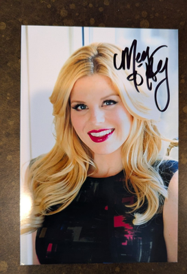 #ad Megan Hilty Signed 4 x 6 Photo Actress Singer Guaranteed to pass Authentication $30.00