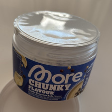 More Chunky Flavour White Chocolate Balls