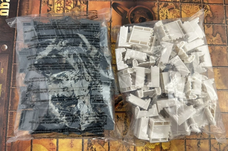 2004 Lord of the Rings Stratego Game by Milton Bradley New Old Stock FREE SHIP - Image 3 of 4